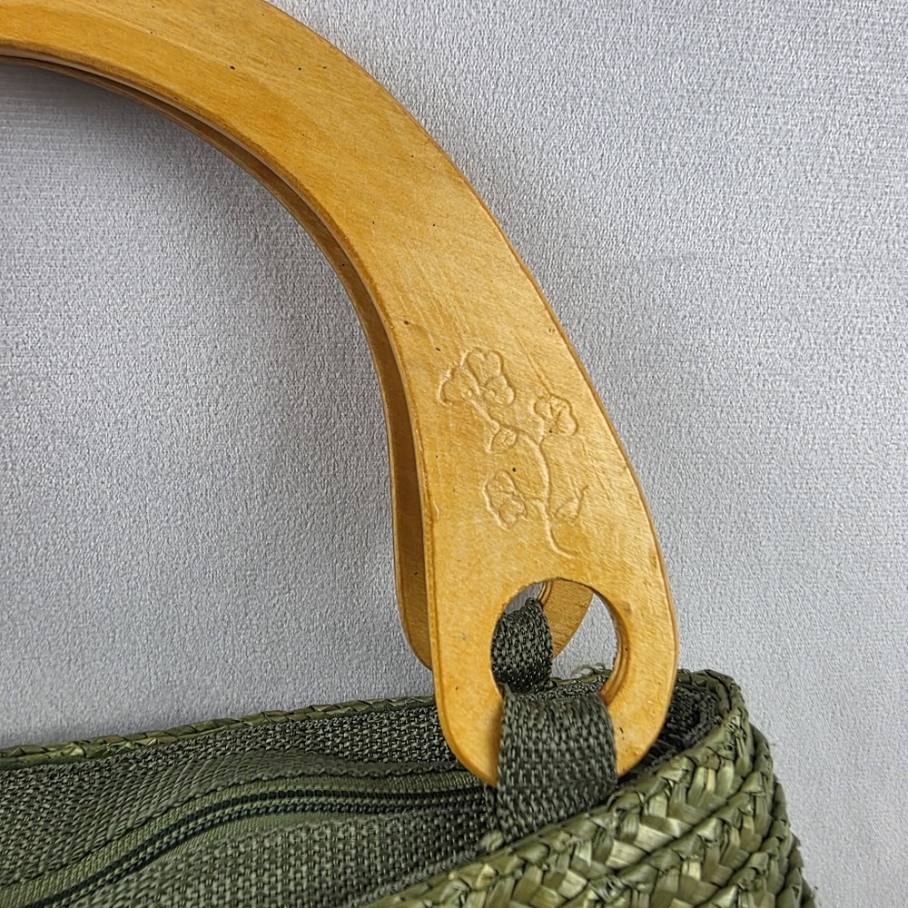 Vintage Green Straw Hanbag With Etched Wooden Handles Grannycore - Picture 2 of 8